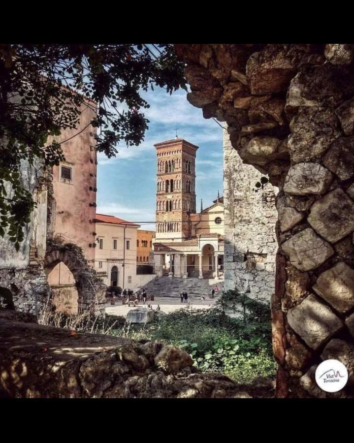 La Casetta Nelle Mura تيراتشينا المظهر الخارجي الصورة